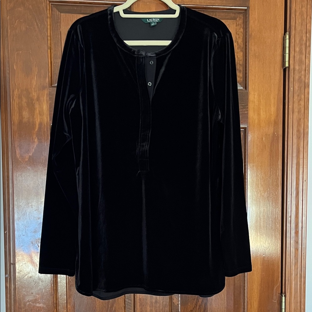 Lauren black velvet (90% polyester) tunic - XL